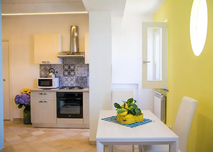 Lemon Flats Bed & Breakfast 4*