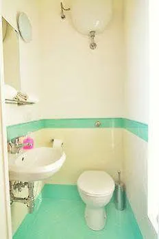Bed & Breakfast Lemon Flats 4*