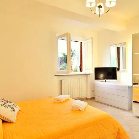 Lemon Flats Alojamento de Acomodação e Pequeno-almoço Sorrento