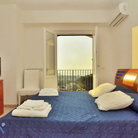 Oda ve Kahvaltı Lemon Flats 4*