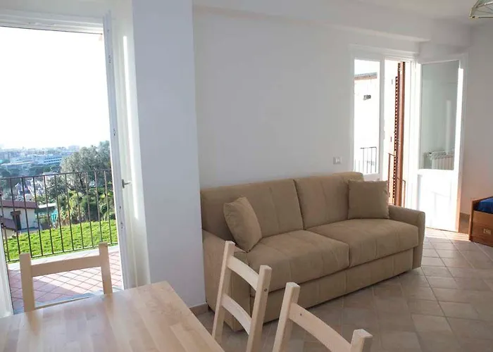 索伦托柠檬公寓 4*