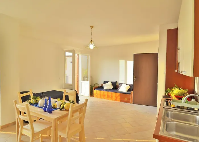 Panzió Lemon Flats 4*